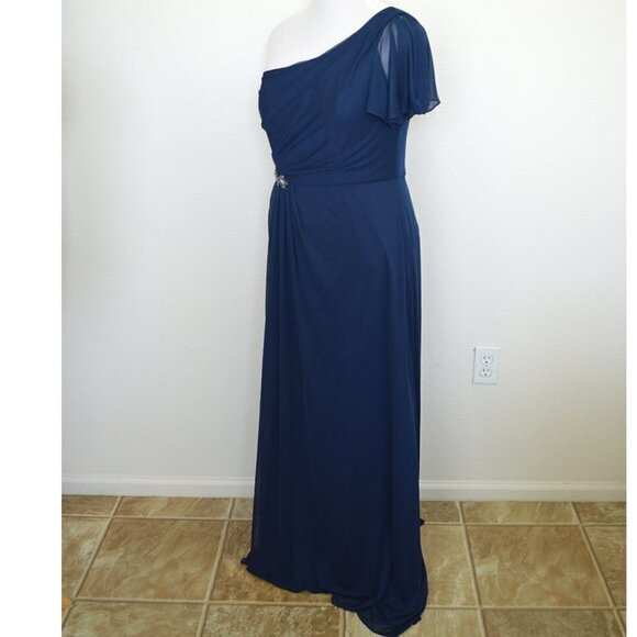 David's Bridal MARINE Asymmetrical Neck Mesh Dress - Picture 7 of 9